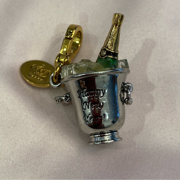 RARE VINTAGE LIMITED EDITION JUICY COUTURE “Champagne in Bucket” 2010 Charm - Picture 7 of 10